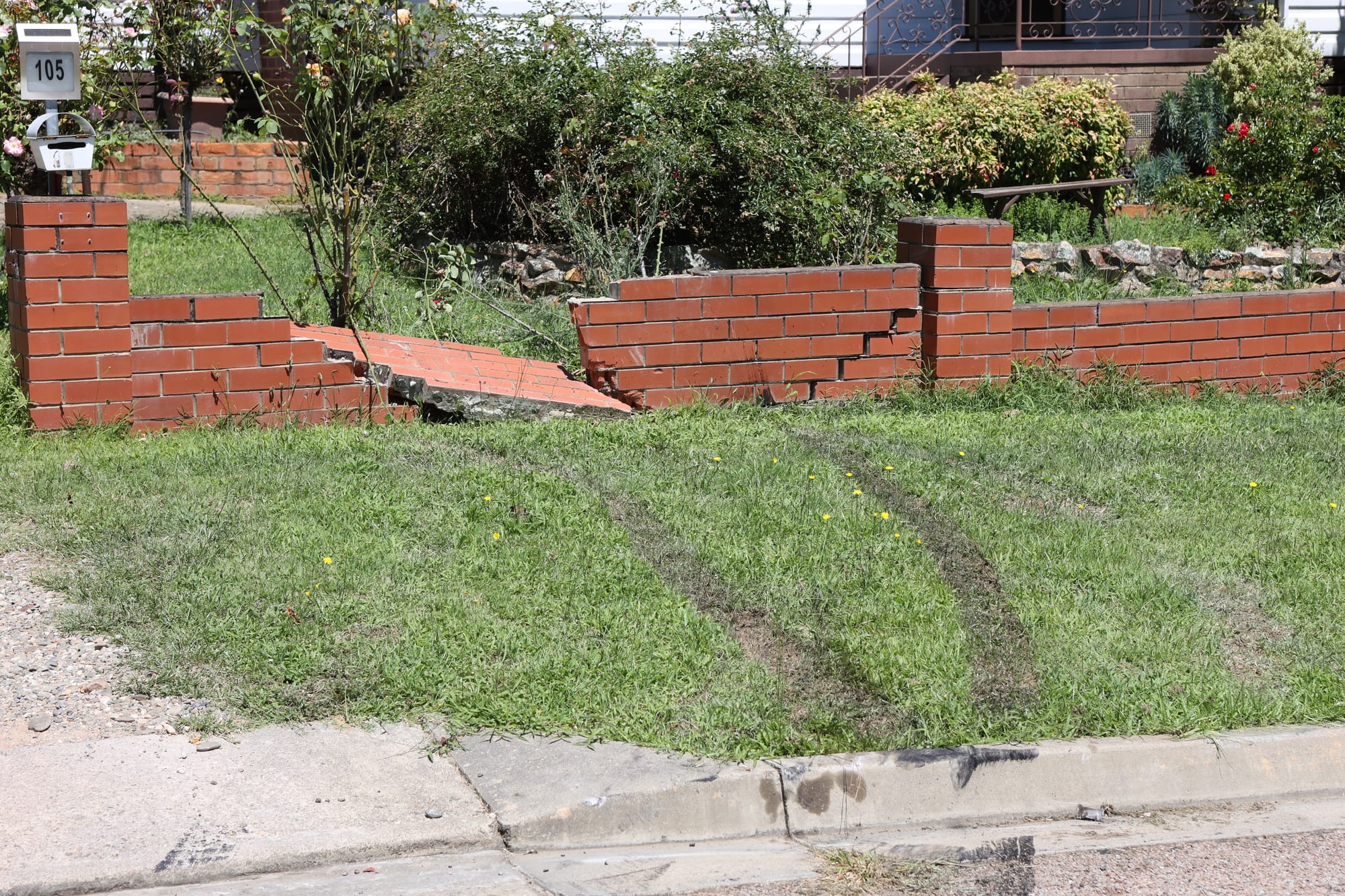 Four charged over melee in street